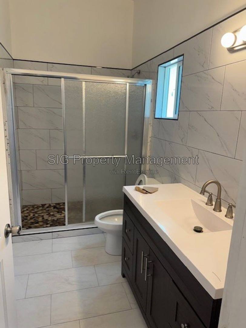 Townhouse for rent at 7747 Valmont St, Tujunga, CA 91042