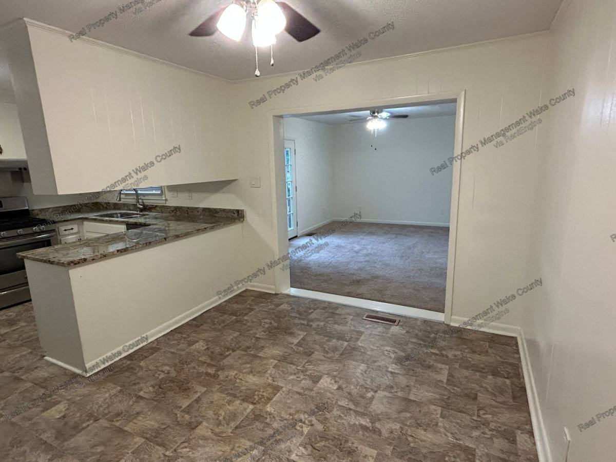 House for rent at 722 Brunswick Place, Cary, NC 27513
