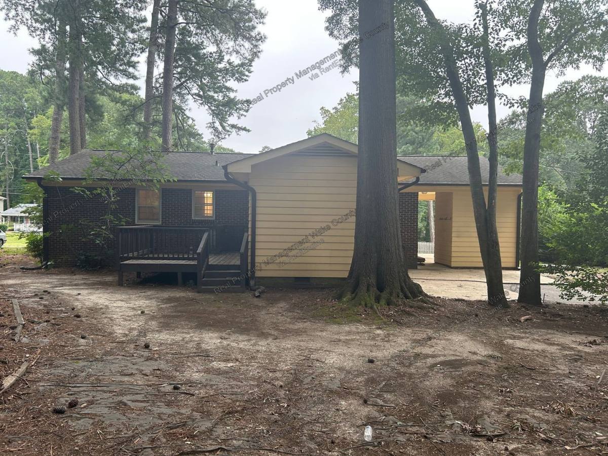 House for rent at 722 Brunswick Place, Cary, NC 27513