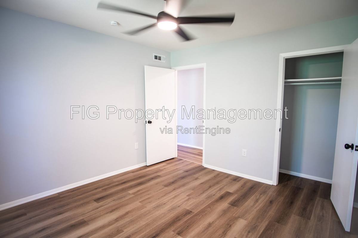 Apartment for rent at 7500 Falling Leaves Circle NW #4, Knoxville, TN 37909