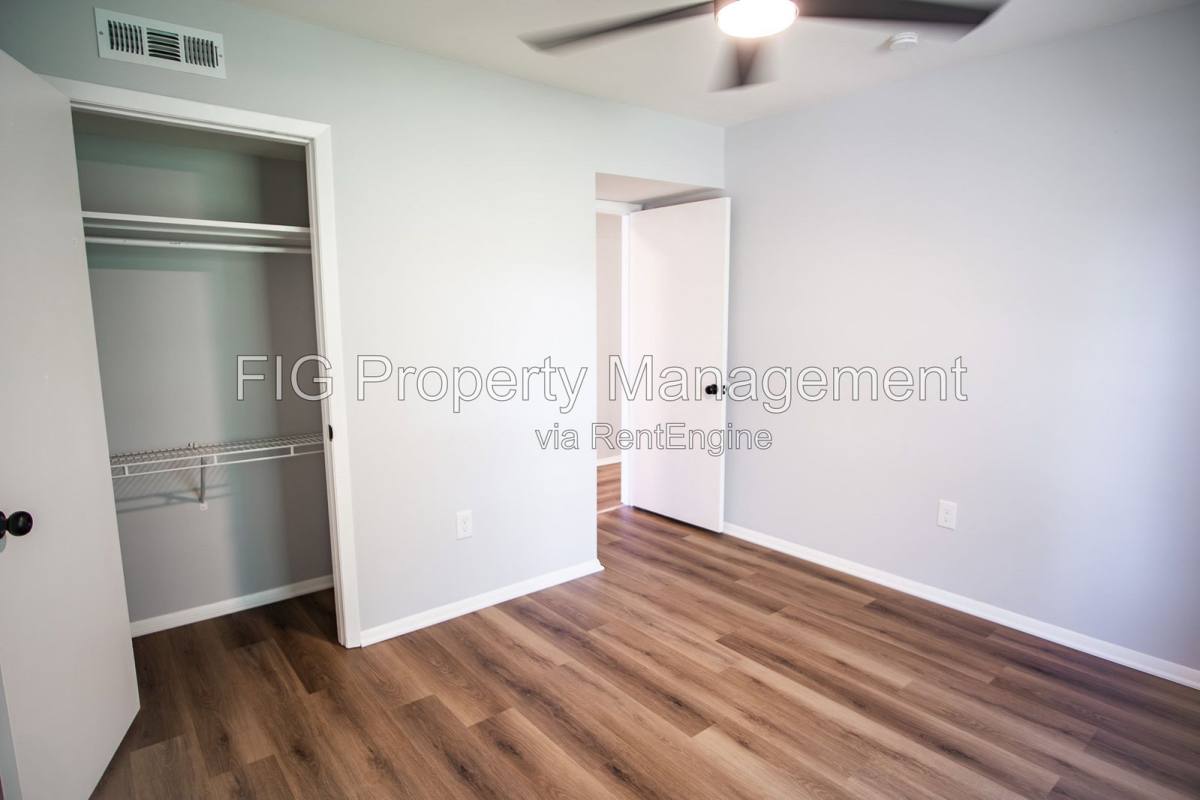 Apartment for rent at 7500 Falling Leaves Circle NW #4, Knoxville, TN 37909