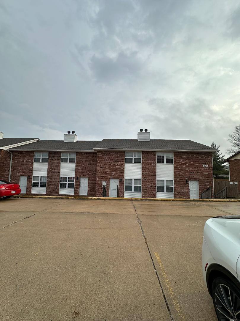 Apartment for rent at 117 Ventura Ave #6, Jefferson City, MO 65109