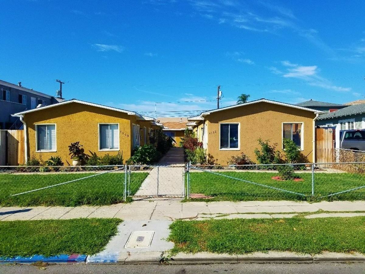 Apartment for rent at 4566 - 4572 1 2 Oregon St, San Diego, CA 92116