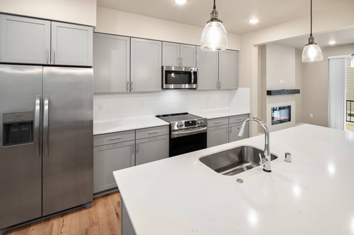 Townhouse for rent at 6636 NE 188th Court, Kenmore, WA 98028