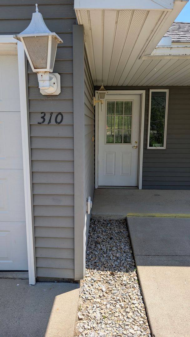 Apartment for rent at 3rd St SE, Austin, MN 55912