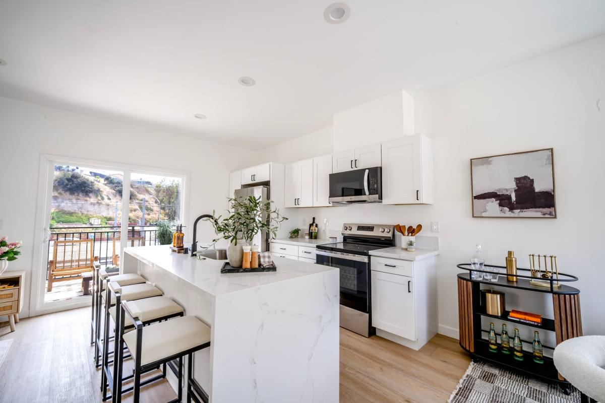 Apartment for rent at 6170 Akins Ave, San Diego, CA 92114
