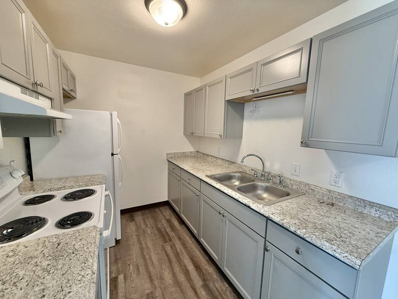 Apartment for rent at 120-130 Memorial Dr #G, Oconto, WI 54153