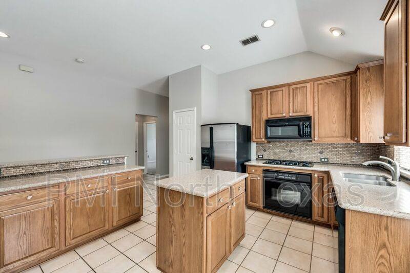 House for rent at 12421 Bruschetta Dr, Frisco, TX 75033
