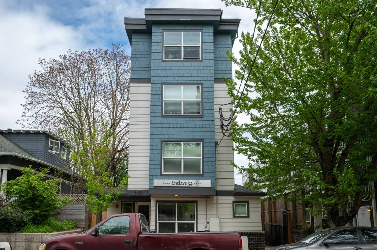 Apartment for rent at Enclave 54, 5434 SE Milwaukie Ave, Portland, OR 97202