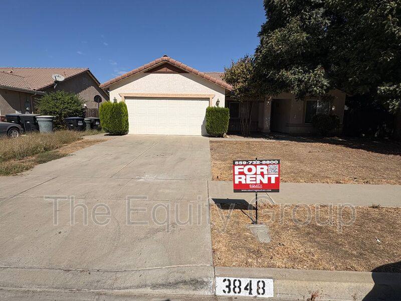 House for rent at 3848 E Oak Ave, Visalia, CA 93292