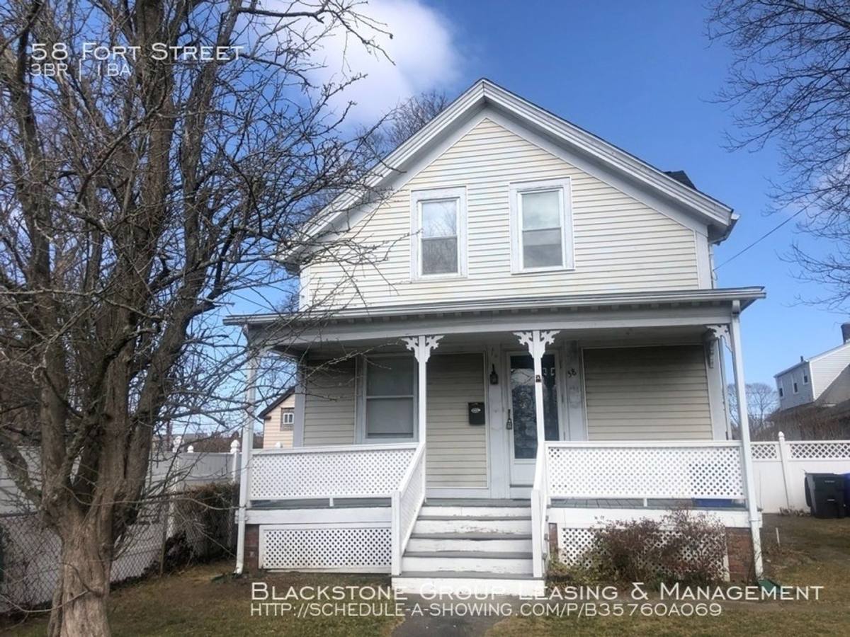 House for rent at 58 Fort St, East Providence, RI 02914