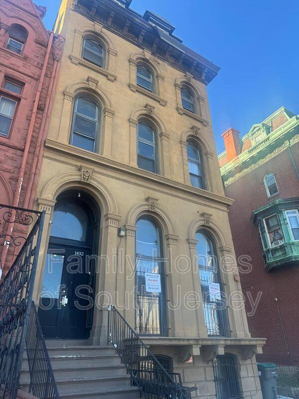 Apartment for rent at 1432 N Broad St, Studio, Philadelphia, PA 19121