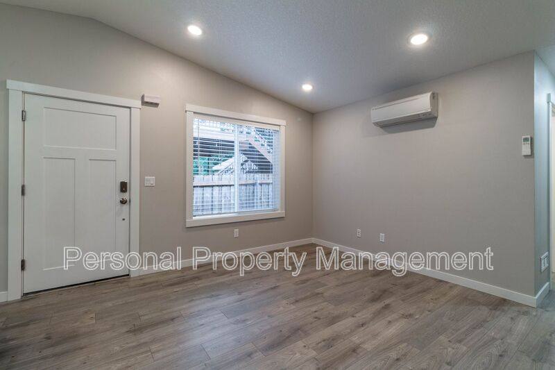 Townhouse for rent at 3507 Y St, Vancouver, WA 98663