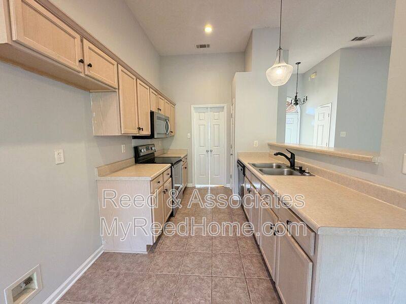 House for rent at 130 Oaks Edge Dr, Oakland, TN 38060