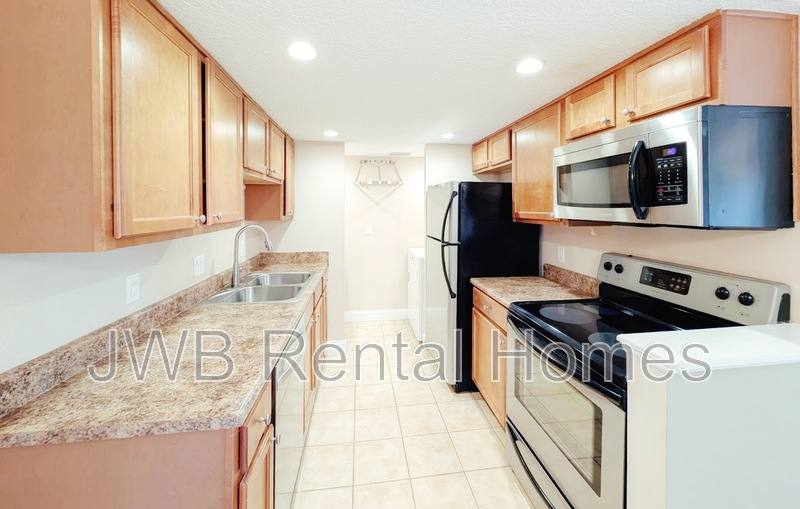 3737 Loretto Rd #407, Jacksonville, FL 32223 - Condo for Rent - Image 4