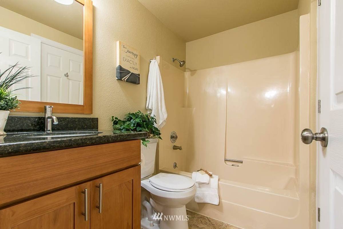 Apartment for rent at 21311 52nd Ave W #E131, Mountlake Terrace, WA 98043