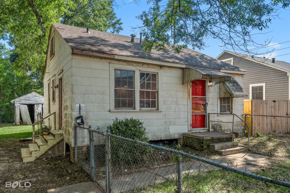 House for rent at 1551 Summers St, Shreveport, LA 71108