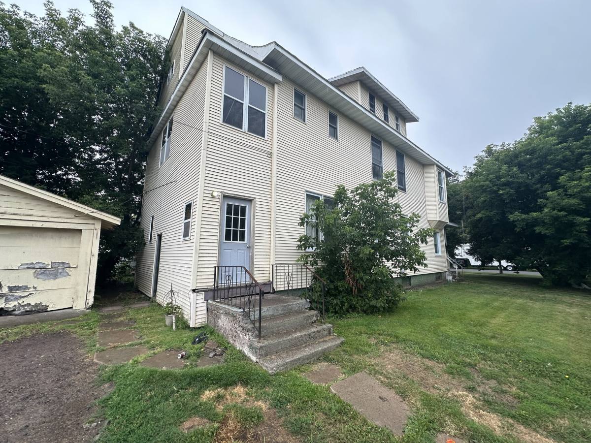 Apartment for rent at 1702 Banks Ave, Superior, WI 54880