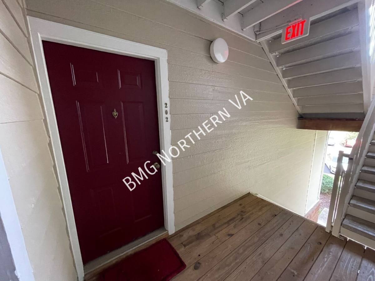 House for rent at 21026 Timber Ridge Terrace #202, Ashburn, VA 20147