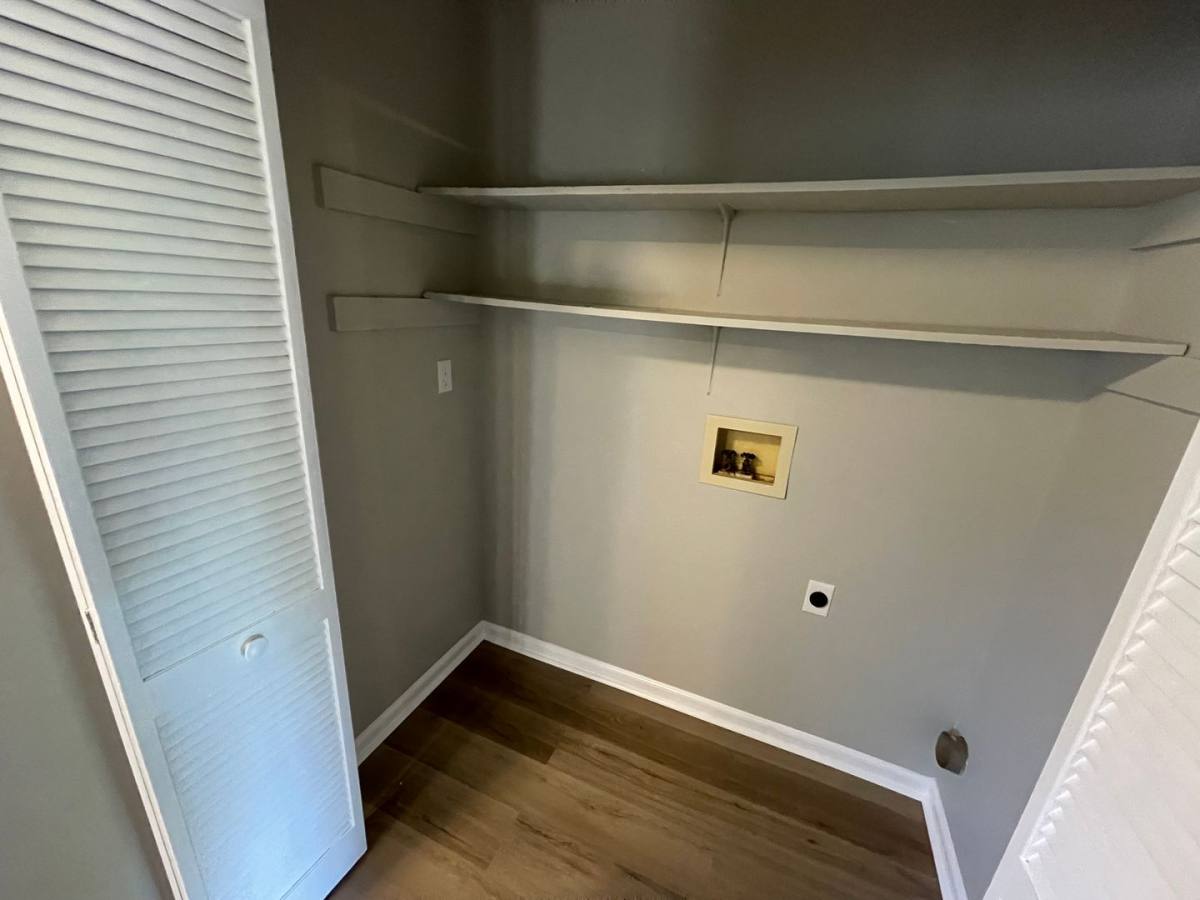 Apartment for rent at 17-21 Seminole Dr Tri-Plex, Shelbyville, KY 40065