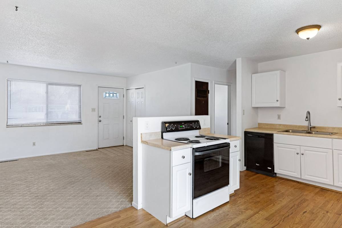 2436 Launcelot Court, Colorado Springs, CO 80904 - House for Rent - Image 6