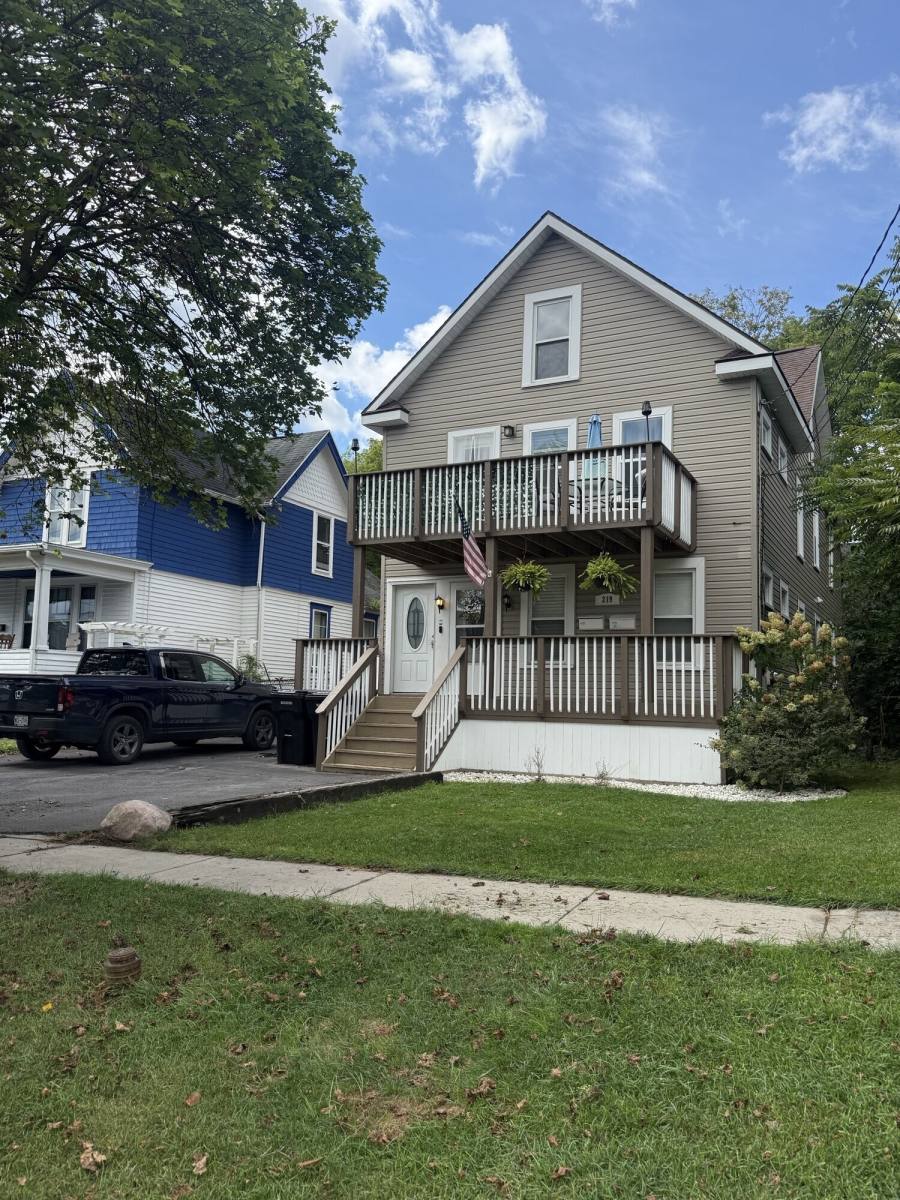 Apartment for rent at 219 Emerson Ave #1, Syracuse, NY 13204