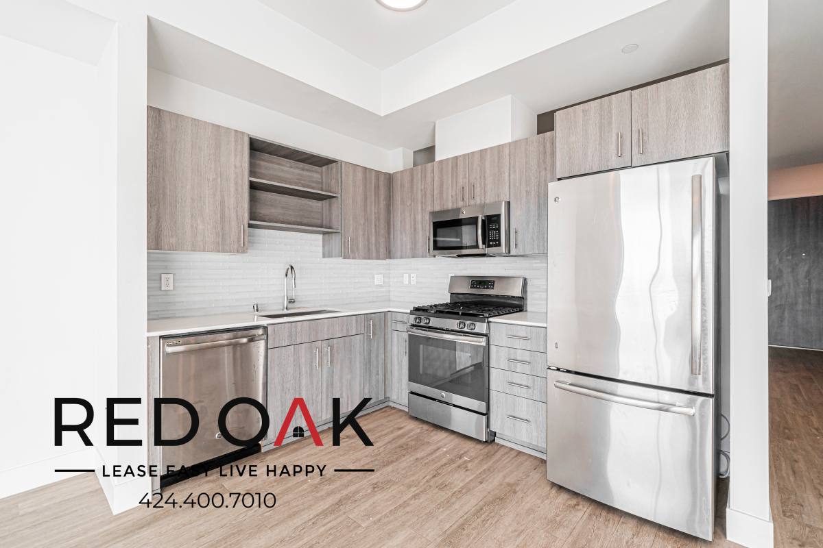Condo for rent at 1331 W 7th St #312, Los Angeles, CA 90017