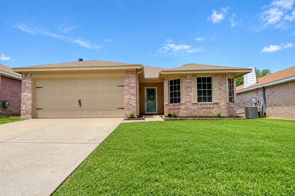 6061 Arabian, Fort Worth, TX 76179 - House for Rent - Image 1