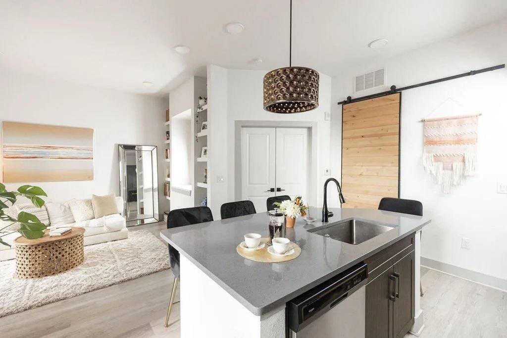 Apartment for rent at 200 N Bishop Ave #315, Dallas, TX 75208