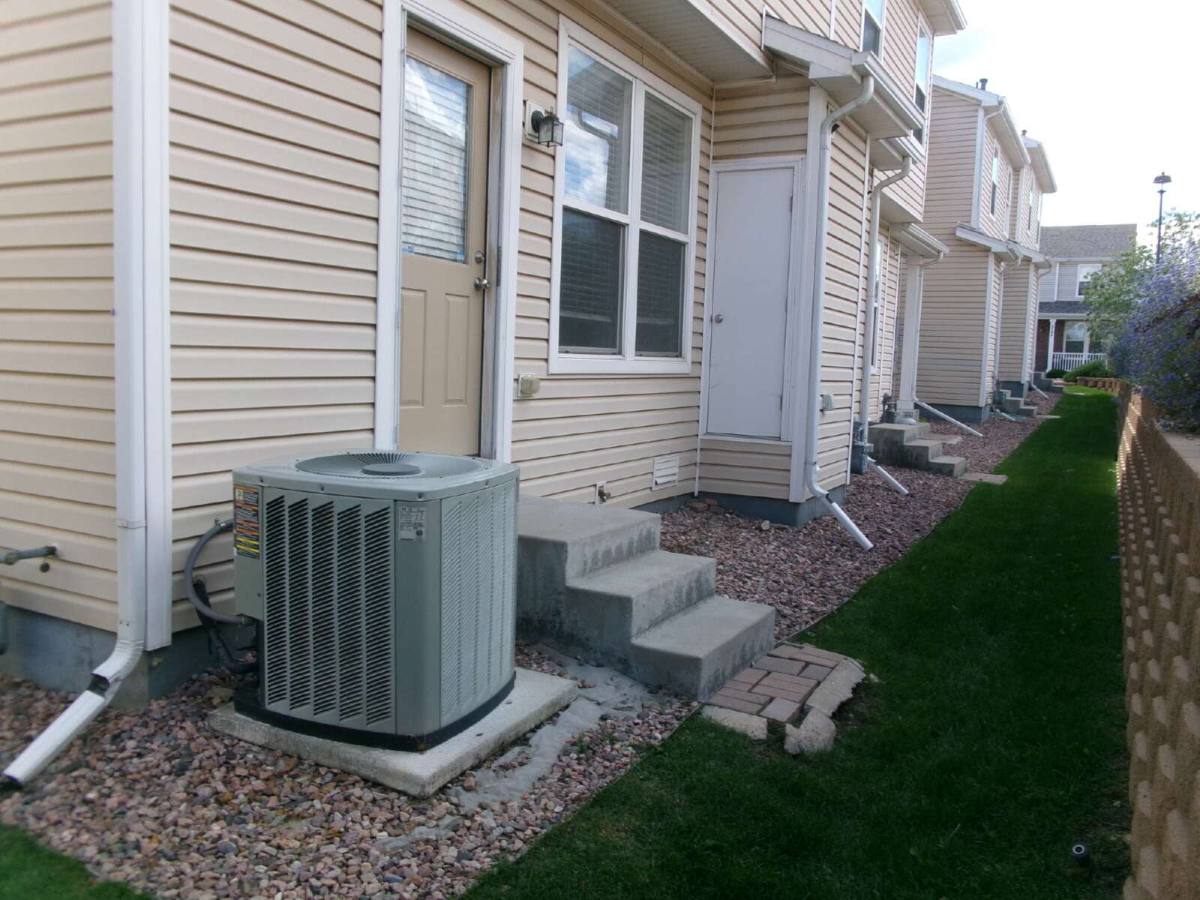 2720 Scotchbroom Point, Colorado Springs, CO 80910 - Townhouse for Rent - Image 3
