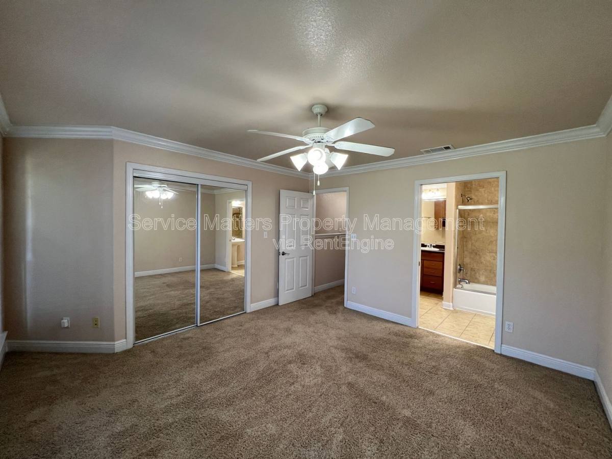 Condo for rent at 306 E De Soto St #4, Pensacola, FL 32501