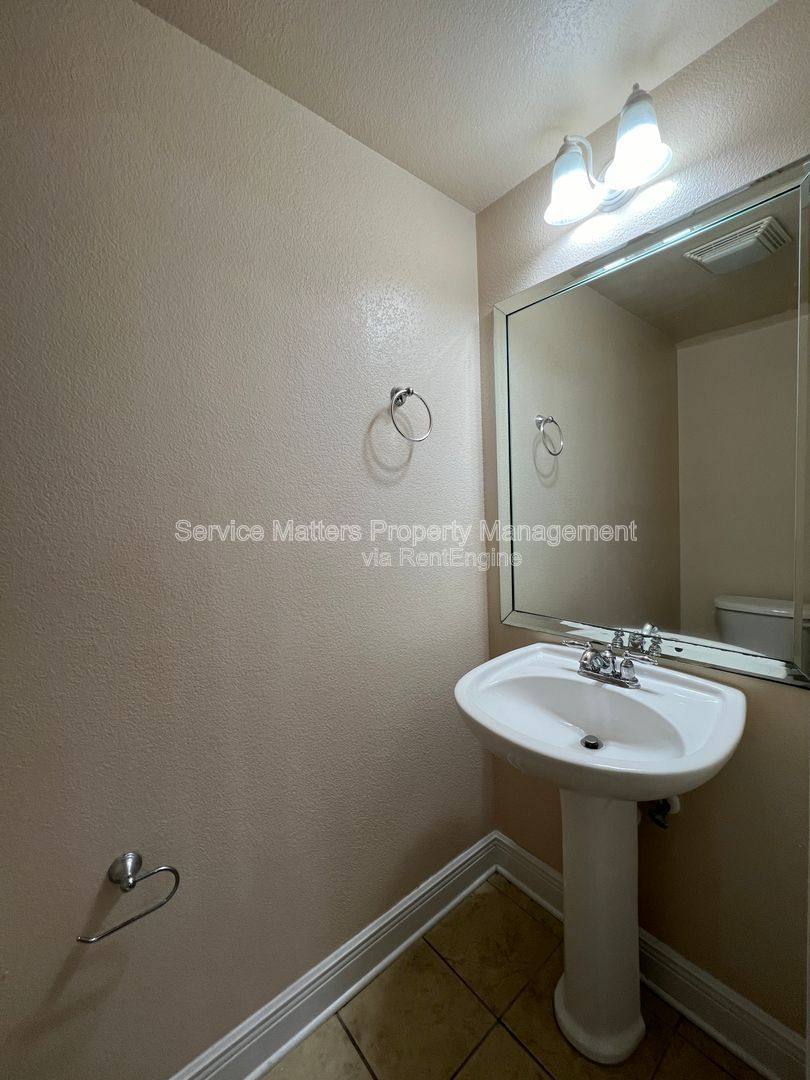 Condo for rent at 306 E De Soto St #4, Pensacola, FL 32501