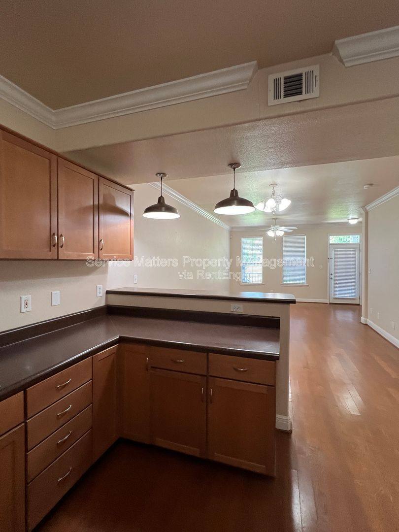Condo for rent at 306 E De Soto St #4, Pensacola, FL 32501