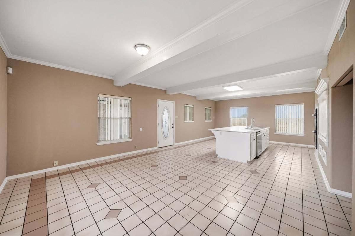 House for rent at 9719 SW I-10 Frontage Rd, Sealy, TX 77474