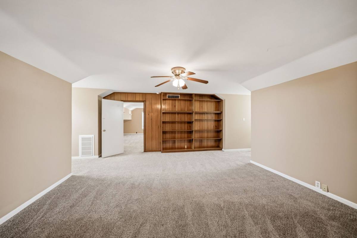 House for rent at 9719 SW I-10 Frontage Rd, Sealy, TX 77474