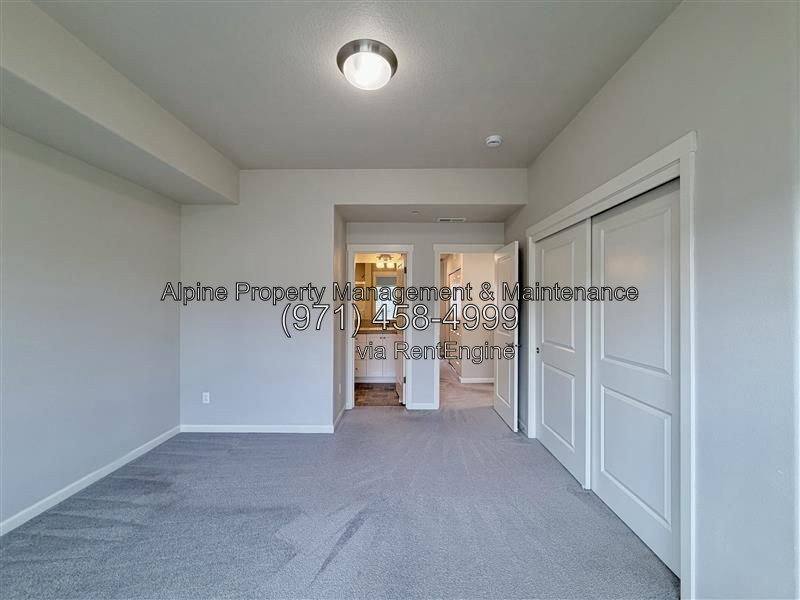 Townhouse for rent at 14229 SW 169th Ave, Portland, OR 97224