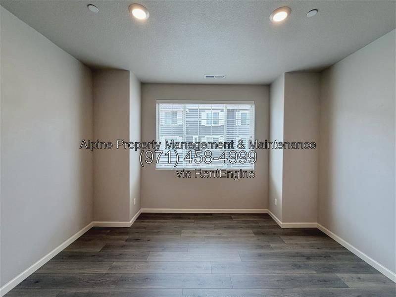 Townhouse for rent at 14229 SW 169th Ave, Portland, OR 97224
