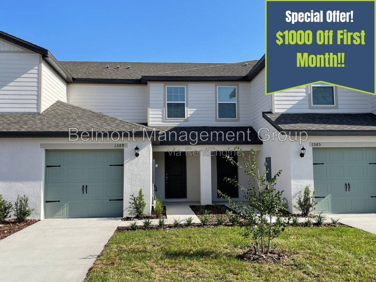 Townhouse for rent at 1589 Wynford Circle, Tavares, FL 32778