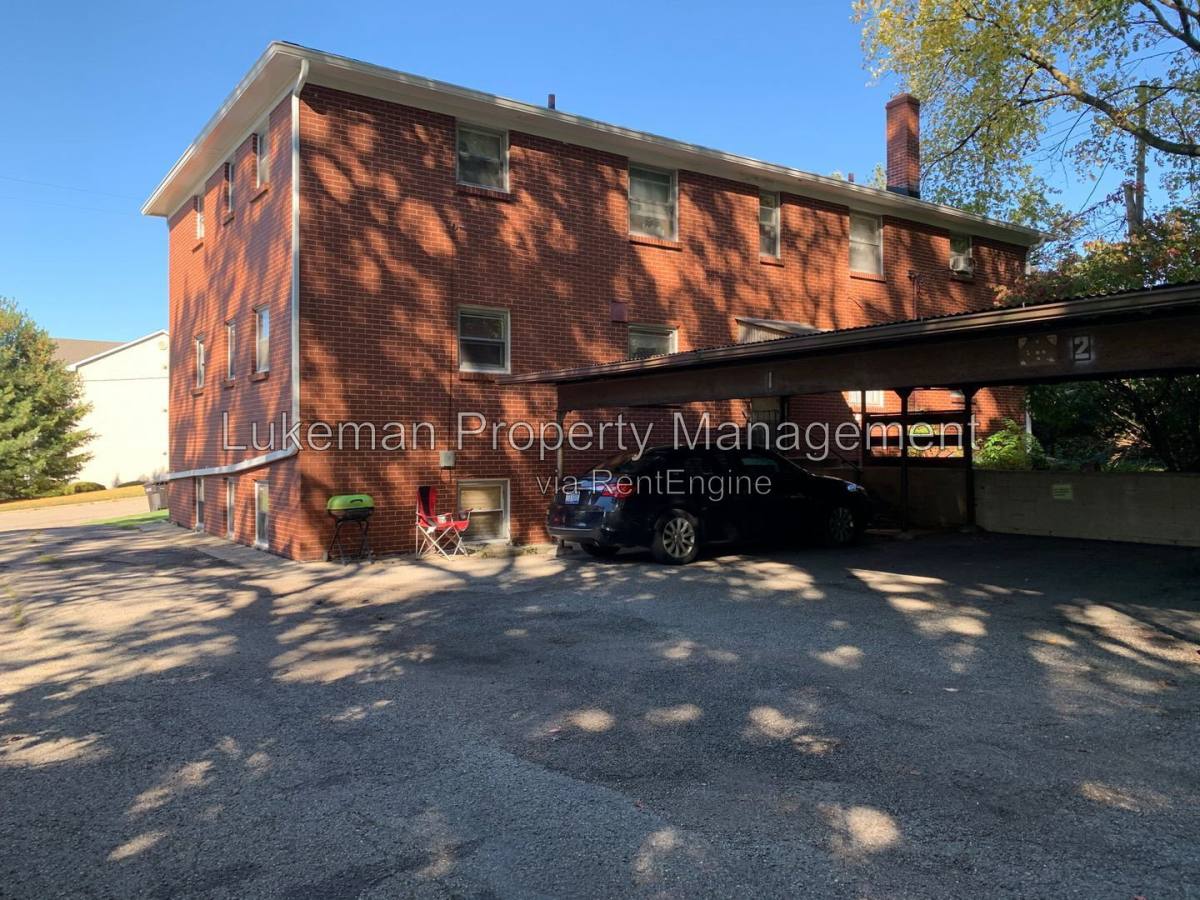 Apartment for rent at 114 Espanola Ave #6, Kalamazoo, MI 49004