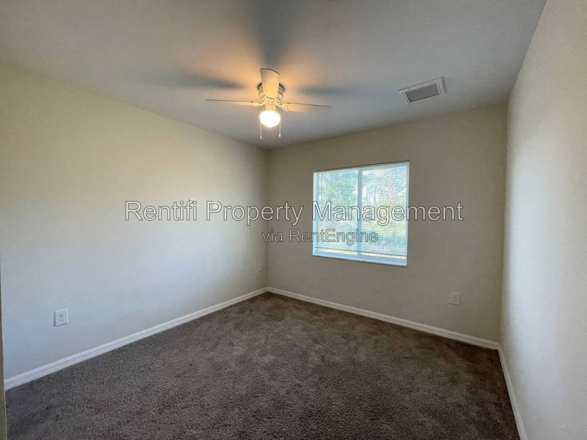 2413 Millie Ave S, Lehigh Acres, FL 33973 - Apartment for Rent - Image 14