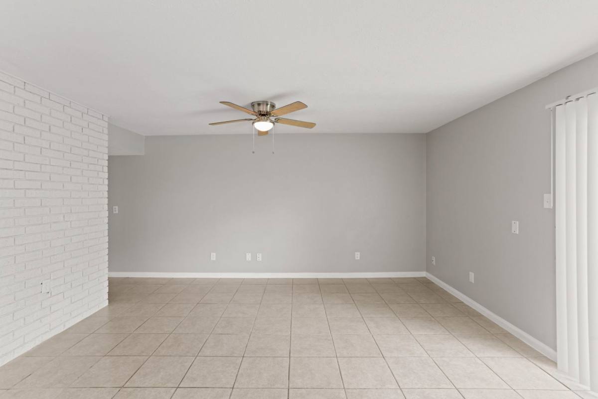House for rent at 6827 Gettysburg Dr, Richmond, TX 77469