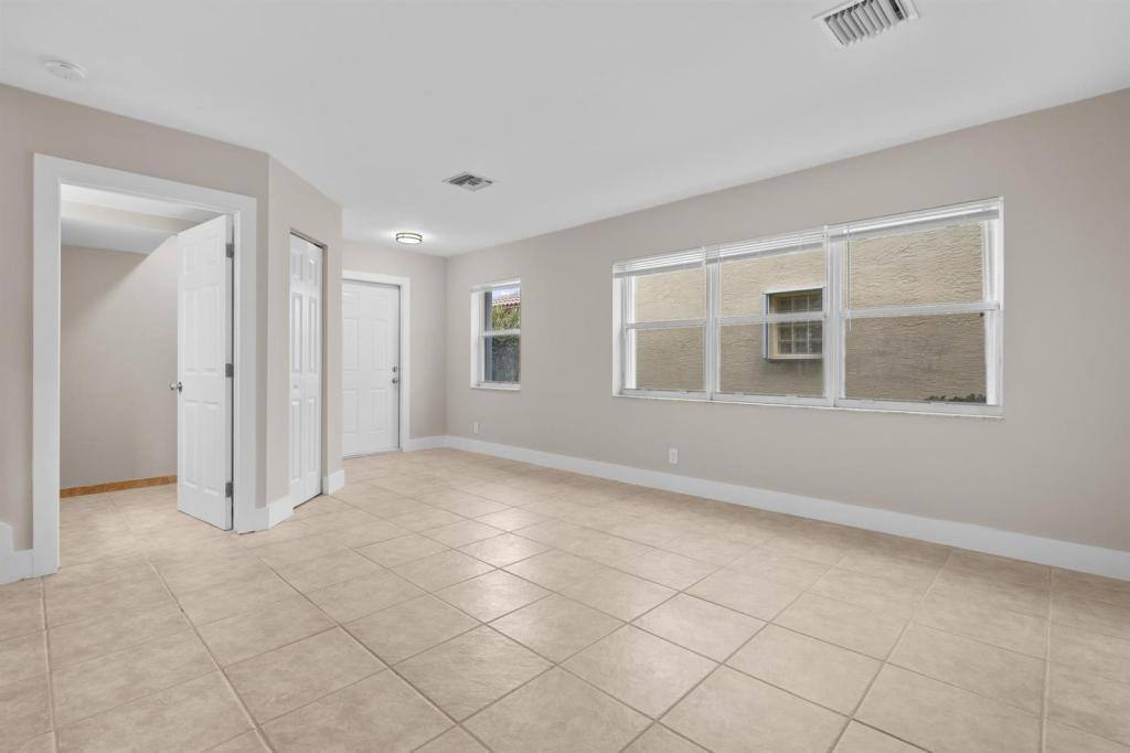 House for rent at 4250 NW 1st Place #1, Deerfield Beach, FL 33442