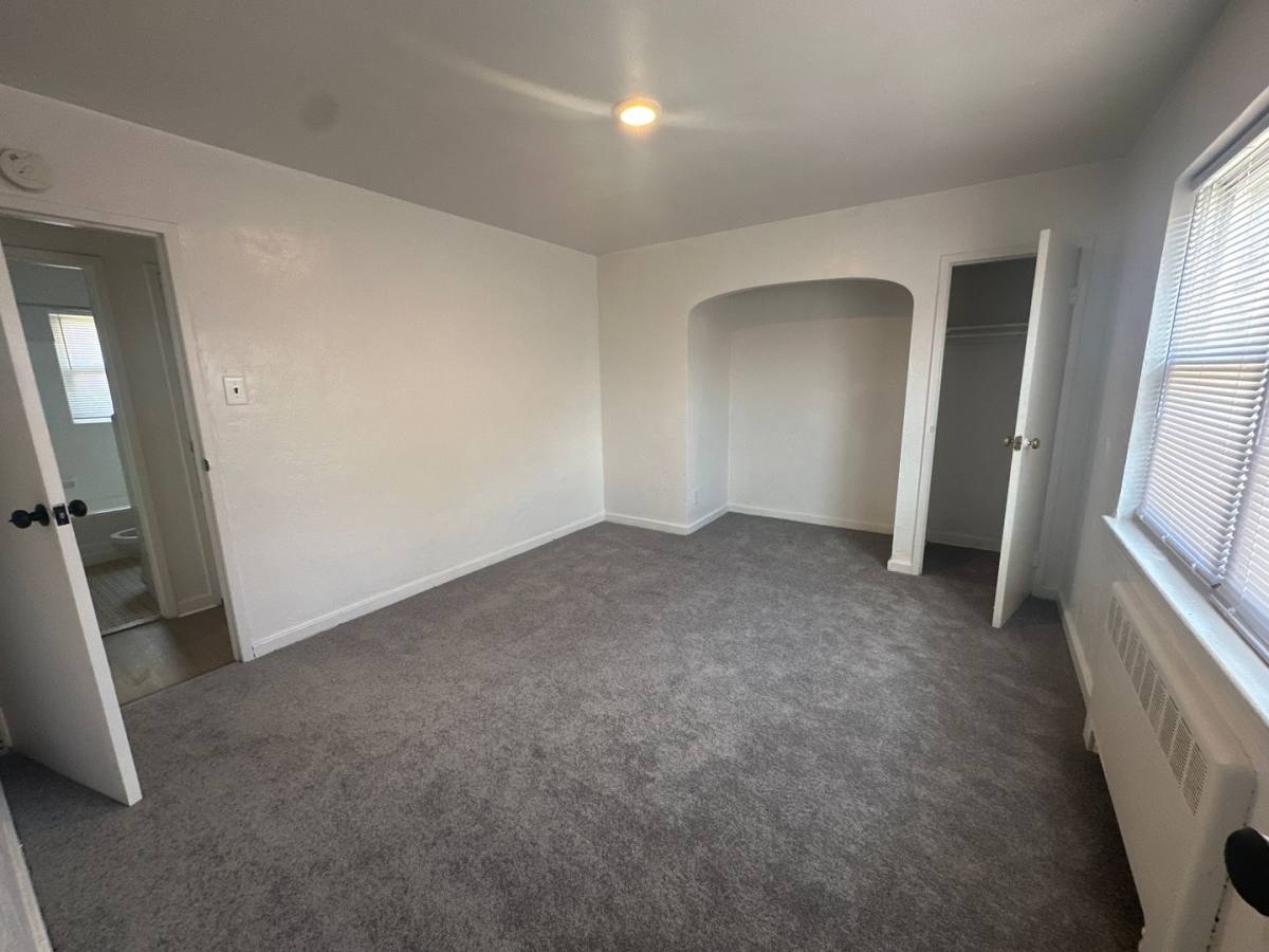 Apartment for rent at 4601 High St, Pennsauken, NJ 08110