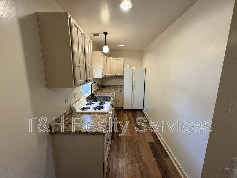House for rent at 3043 N Pennsylvania St, Indianapolis, IN 46205