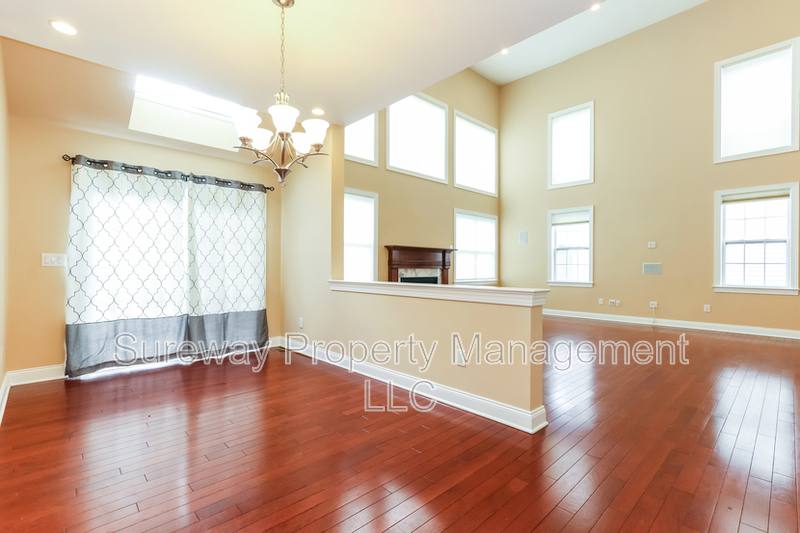 House for rent at 17 Greylynne Dr, Monroe Township, NJ 08831