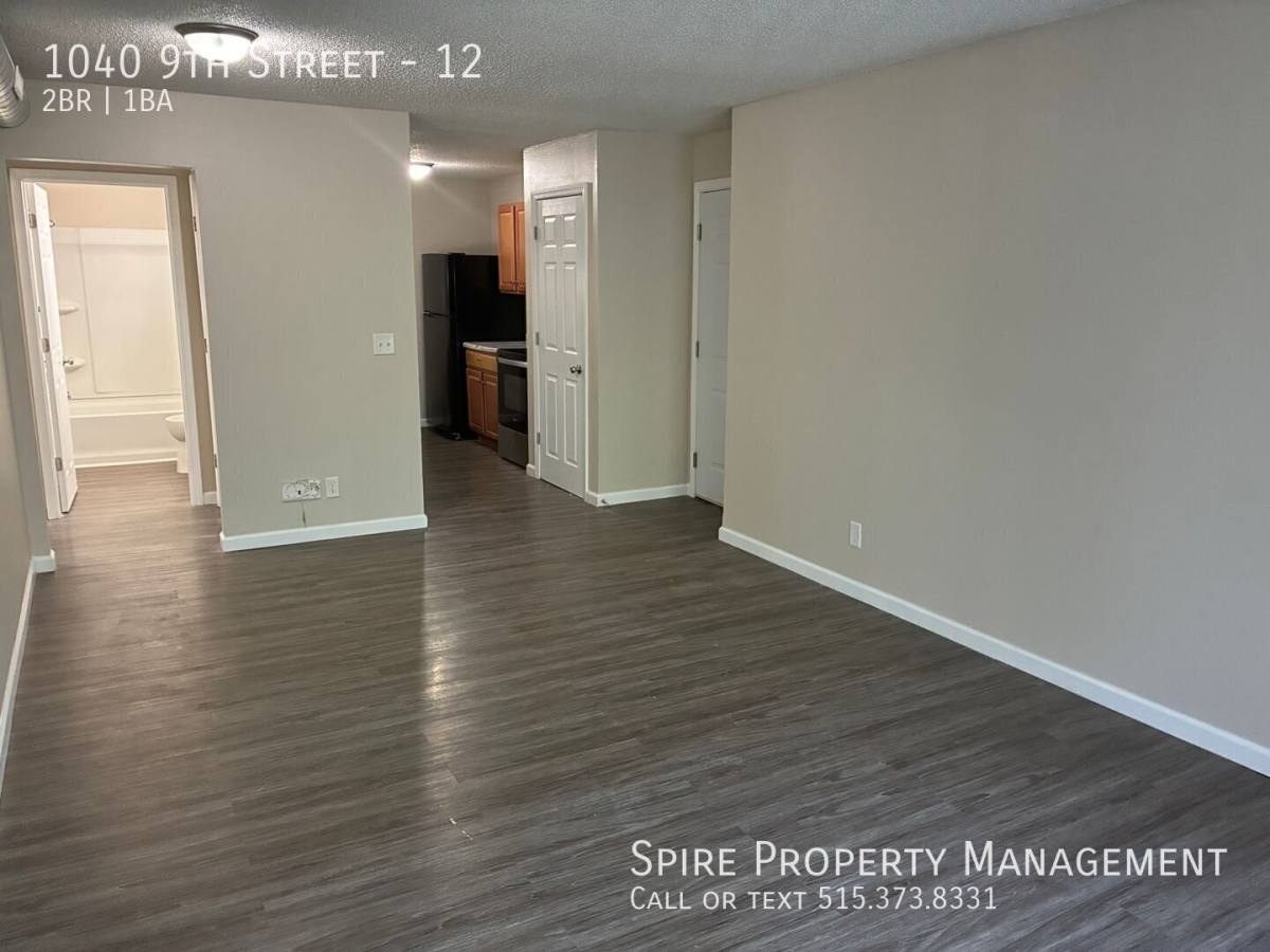 Apartment for rent at 1040 9th St #12, Des Moines, IA 50314