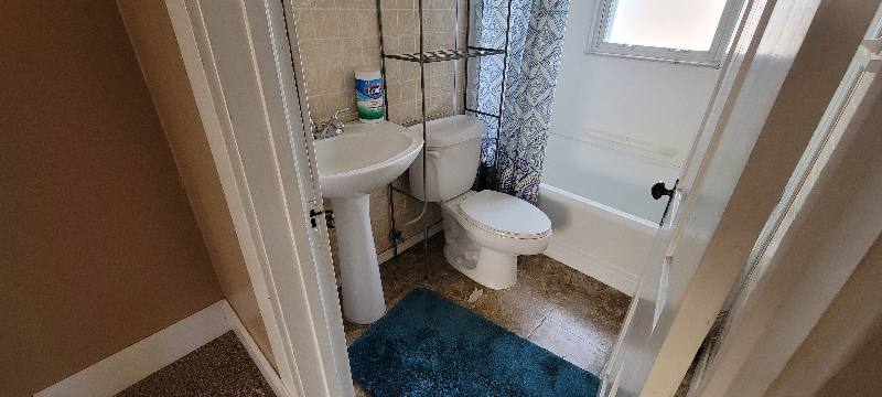 Apartment for rent at 404 Wampum Ave, Ellwood City, PA 16117