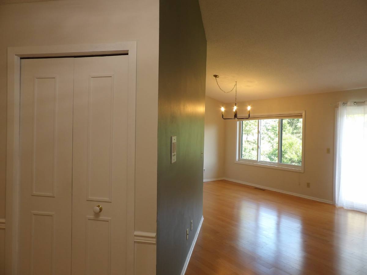 Condo for rent at 6095 Courtly Alcove Rd E, St. Paul, MN 55125