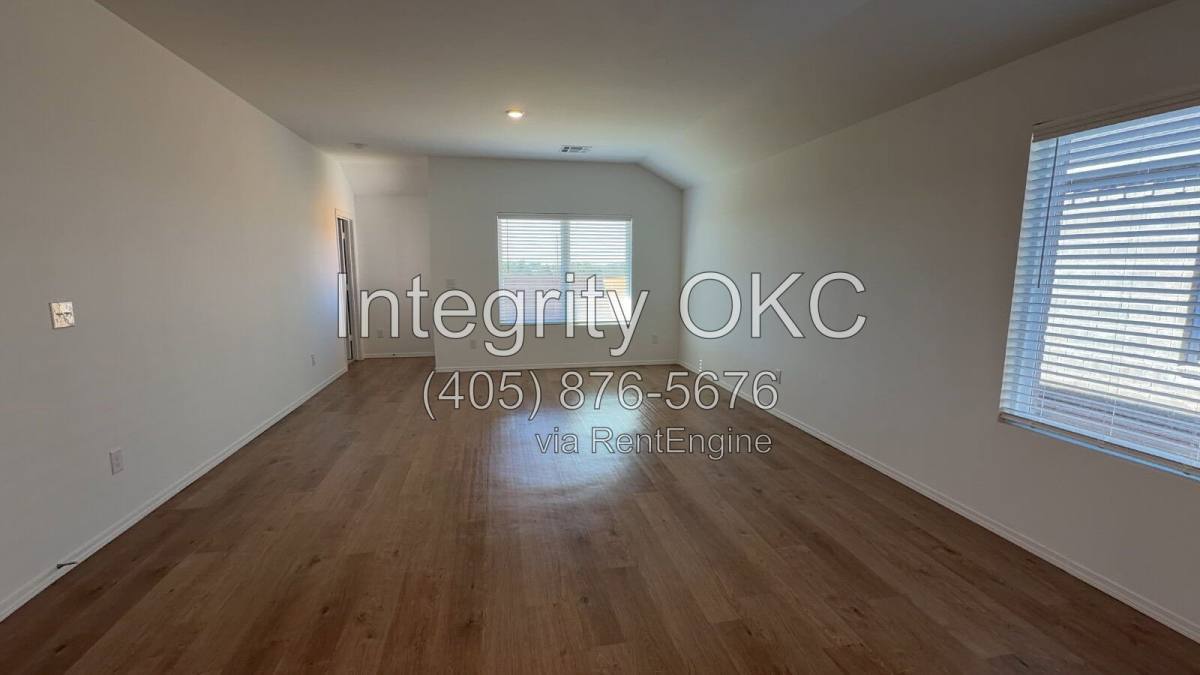 House for rent at 12913 Florence Lane, Yukon, OK 73099