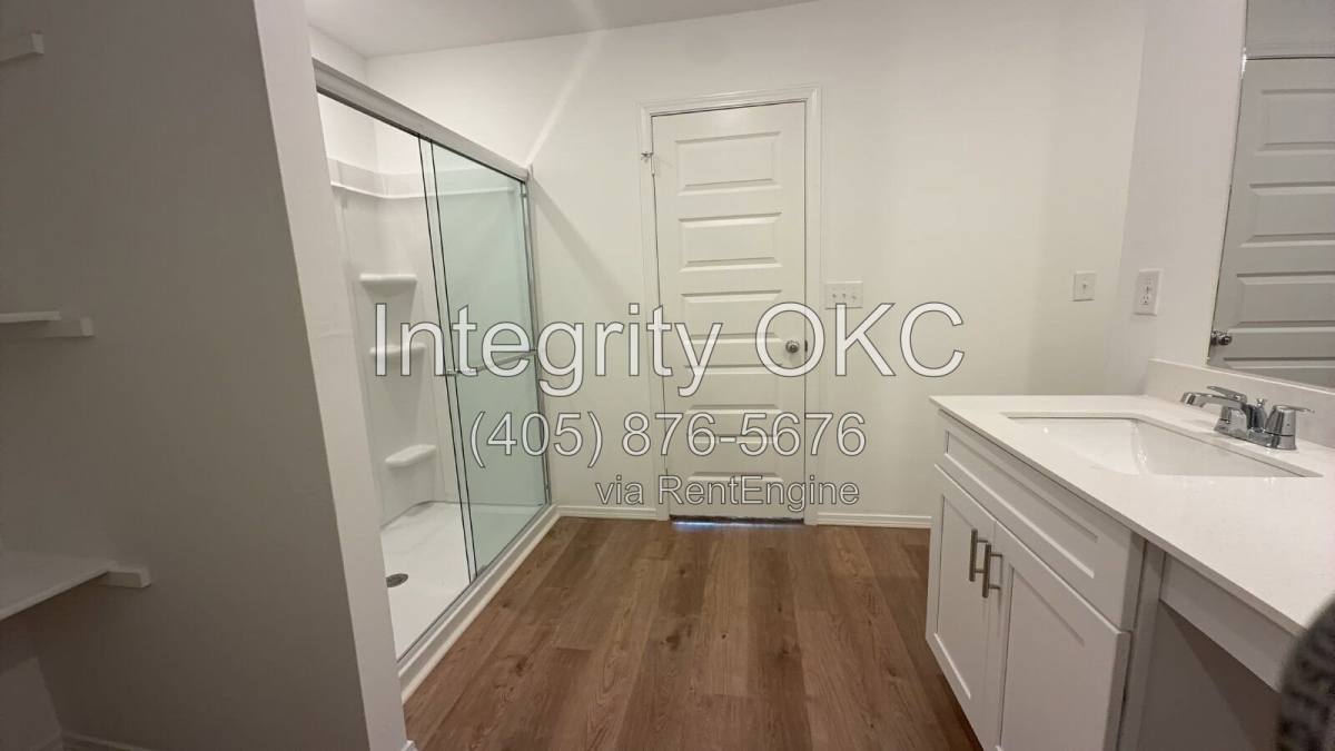 House for rent at 12913 Florence Lane, Yukon, OK 73099